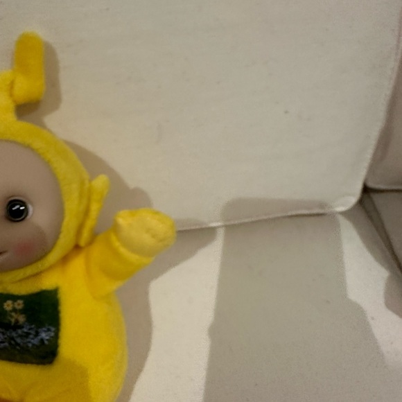 Teletubbies Stuffed Animals Plush Set of Two - Picture 3 of 6